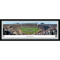 Oakland Raiders - Linija dvorišta u O. Co Coliseum - Blakeway Panoramas NFL Print s odabranim okvirom i jednim prostirkom